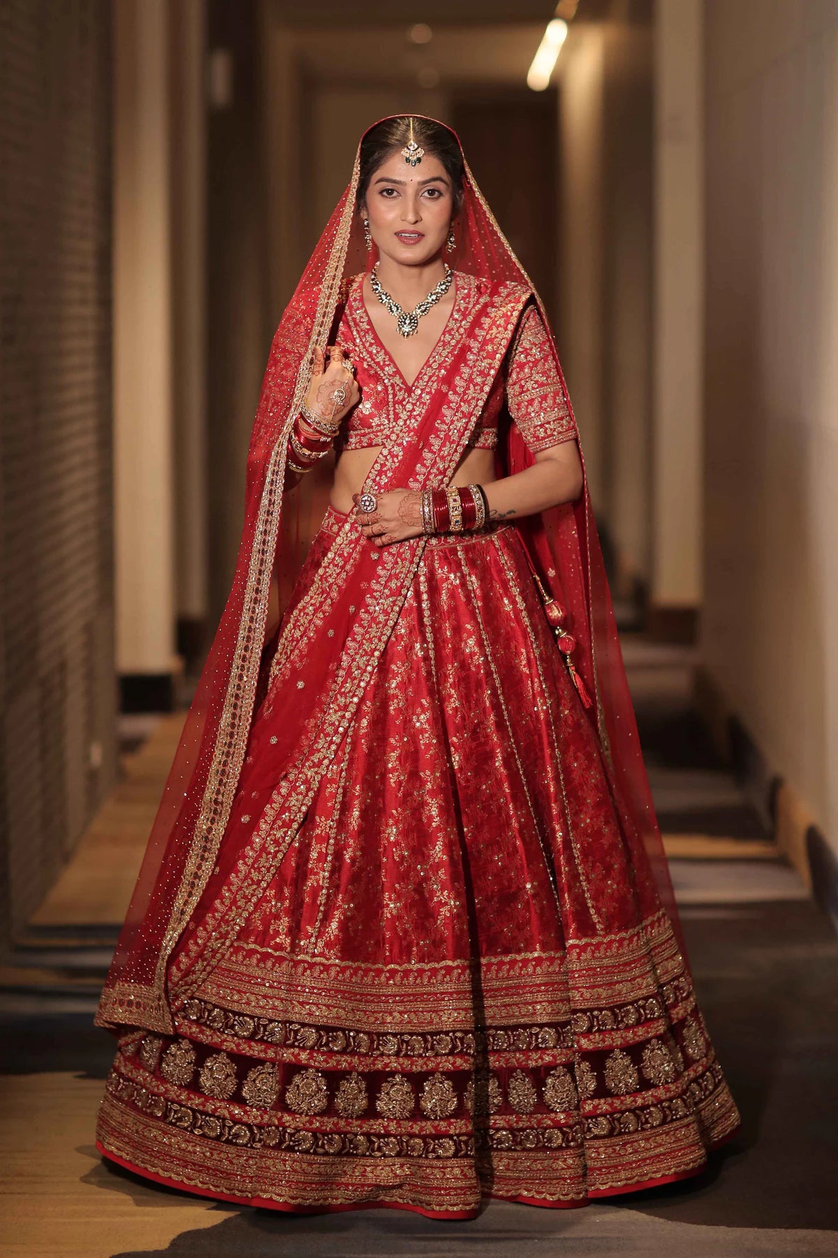 Swarn Rekha Lehenga