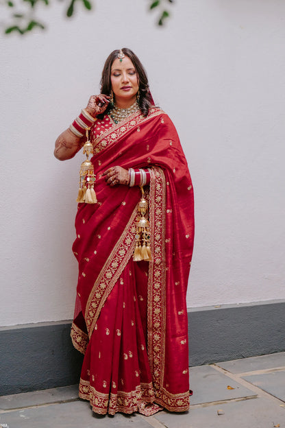 Floral Zari Saree