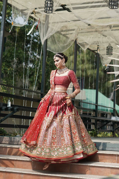 Gulzar Lehenga