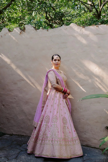 Raunak Lehenga