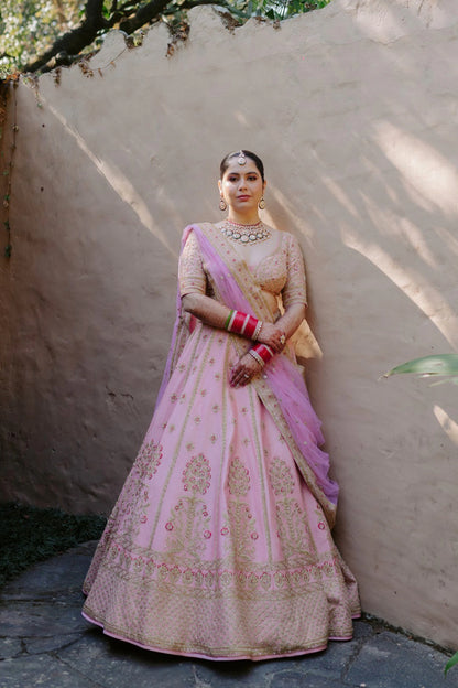 Raunak Lehenga