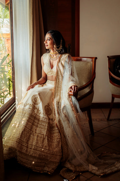 Noor-e-Chand Lehenga